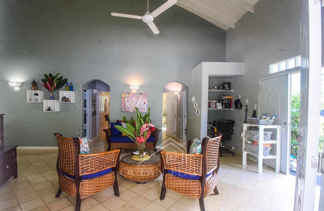 Guest house in operation for sale in Las Ballenas-las-terrenas-ocean-edge-real-estate (22)