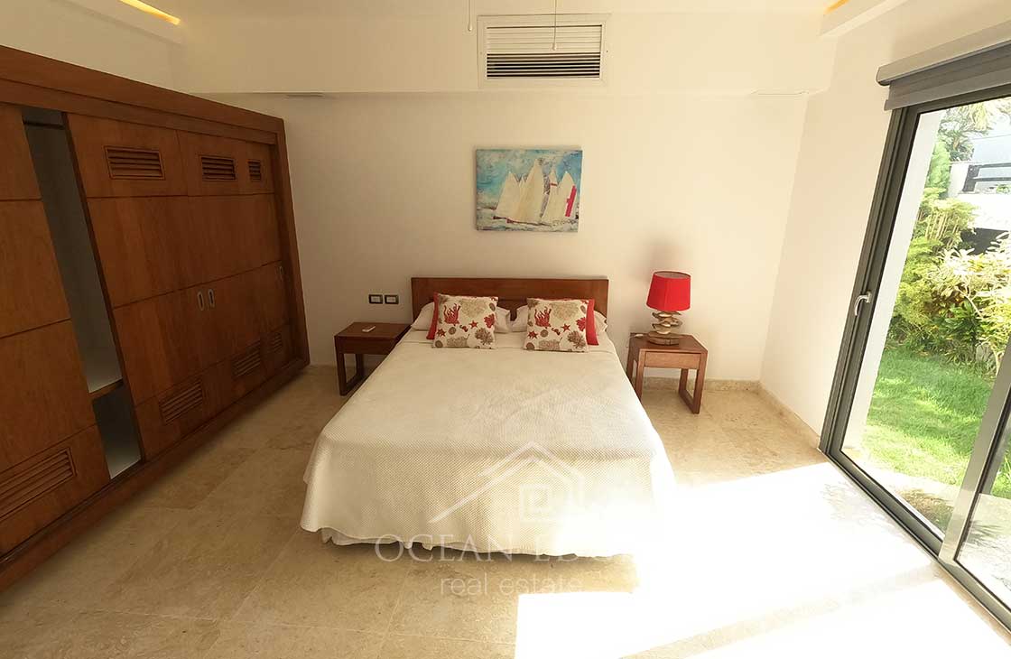 Exclusive 4-bed condo in beachfront apart-hotel - Las Terrenas Real Estate - Ocean Edge Dominican Republic (14)