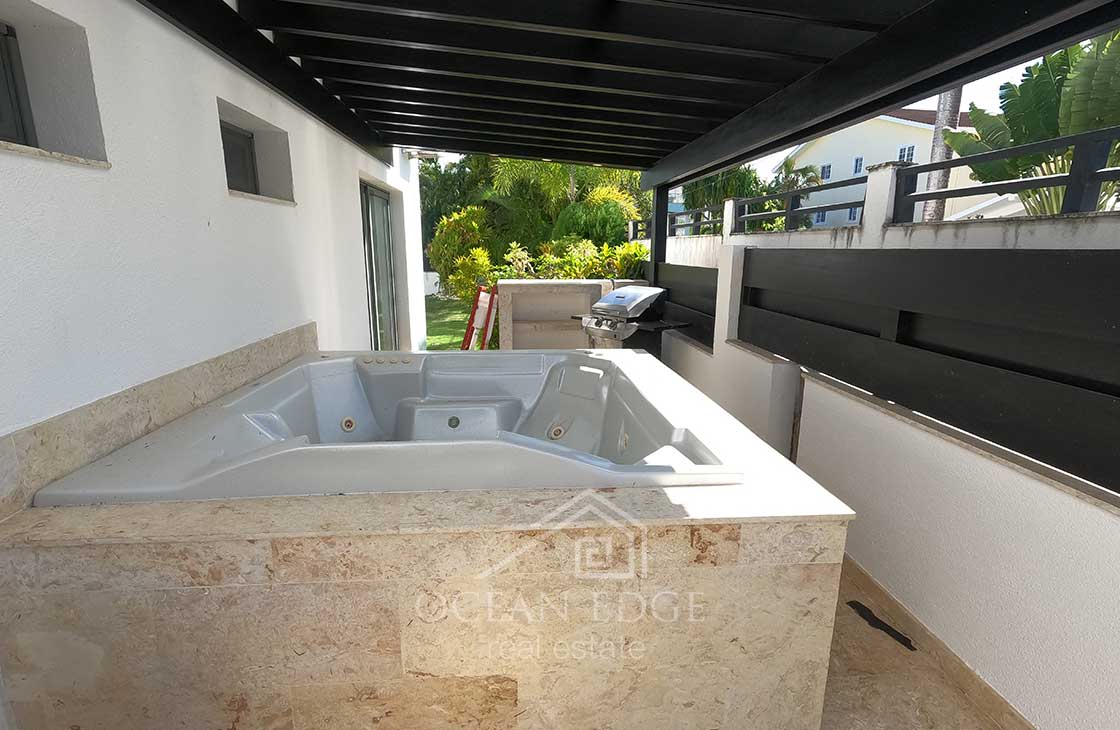 Exclusive 4-bed condo in beachfront apart-hotel - Las Terrenas Real Estate - Ocean Edge Dominican Republic (19)