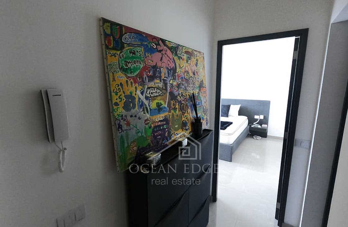 Fully-Furnished-Modern-Penthouse-in-Las-Ballenas-las-terranas-ocean-edge-real-estate