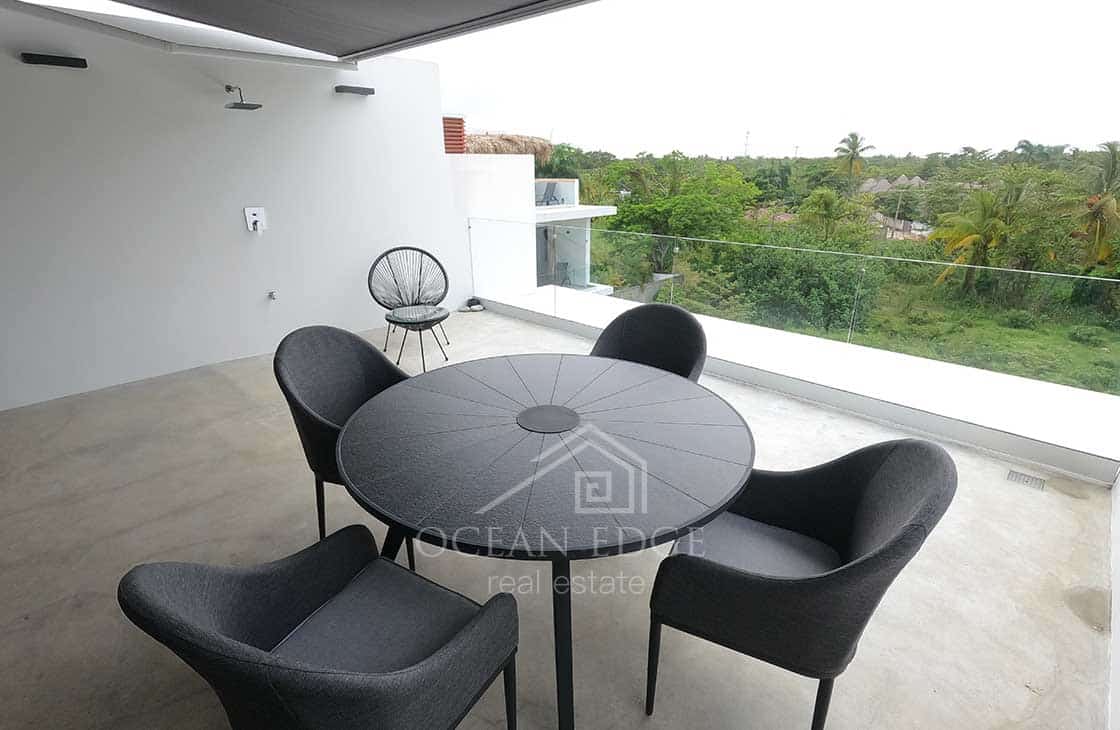 Fully-Furnished-Modern-Penthouse-in-Las-Ballenas-las-terranas-ocean-edge-real-estate