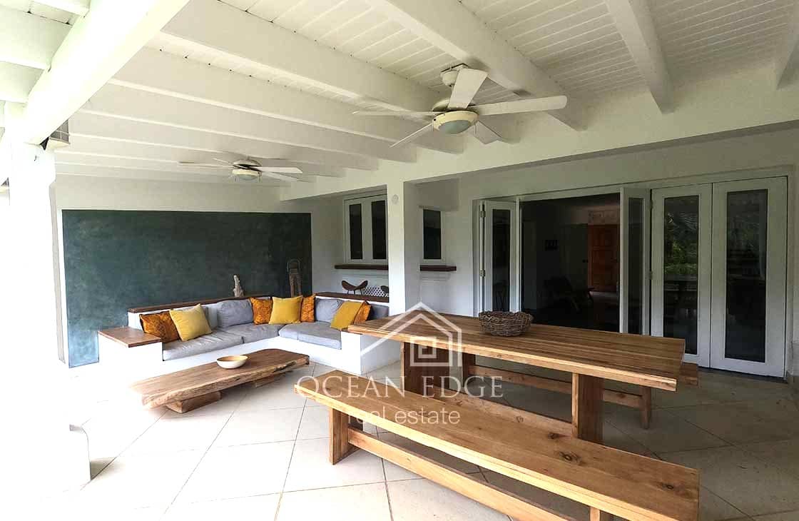 Fully-renovated-3-bed-condo-in-Bonita-Village-las-terrenas-ocean-edge-real-estate