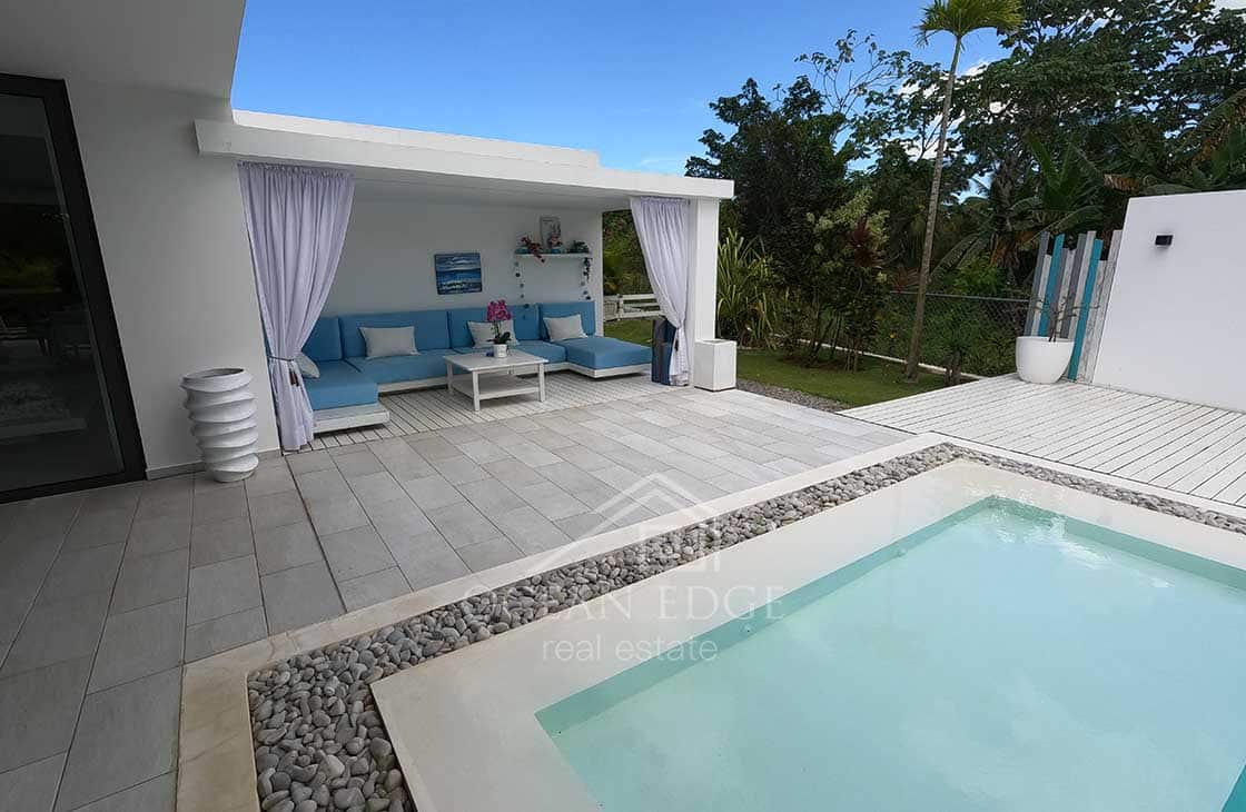 Luxury-3-bed-villa-with-golf-course-in-Las-Ballenas-las-terrenas-ocean-edge-real-estate