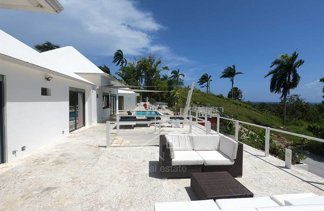 Mesmerizing-5-Bed-Ocean-View-Villa-with-Swimming-Pool-las-terrenas-ocean-edge-real-estate