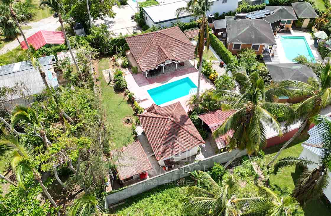3-bedroom-villa-with-Pool-and-Bungalow-(28) drone 3