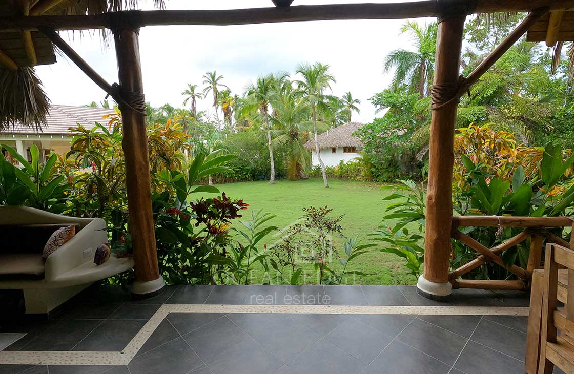 Caribbean villa with large garden near Cosón Beach-las-terrenas-ocean-edge-real-estate (1)