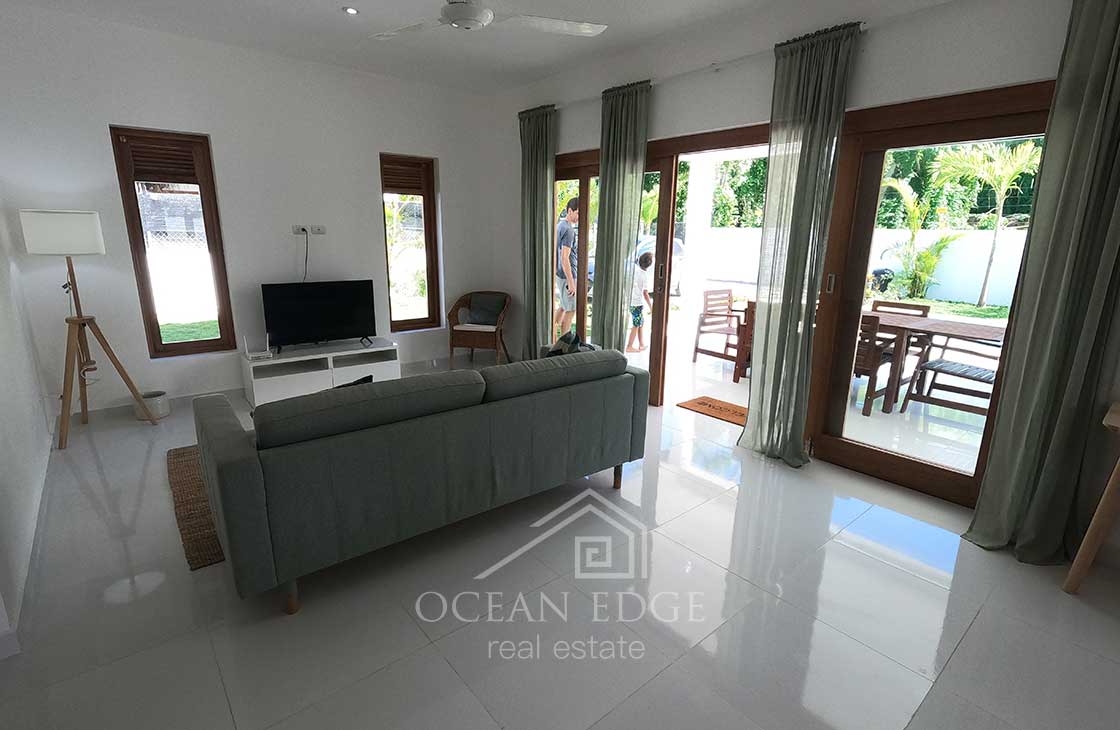 Family-5-bedroom-house-for-sale-near-Bonita-Beach---Las-Terrenas-Real-Estate---Ocean-Edge-Dominican-Republic-(4)