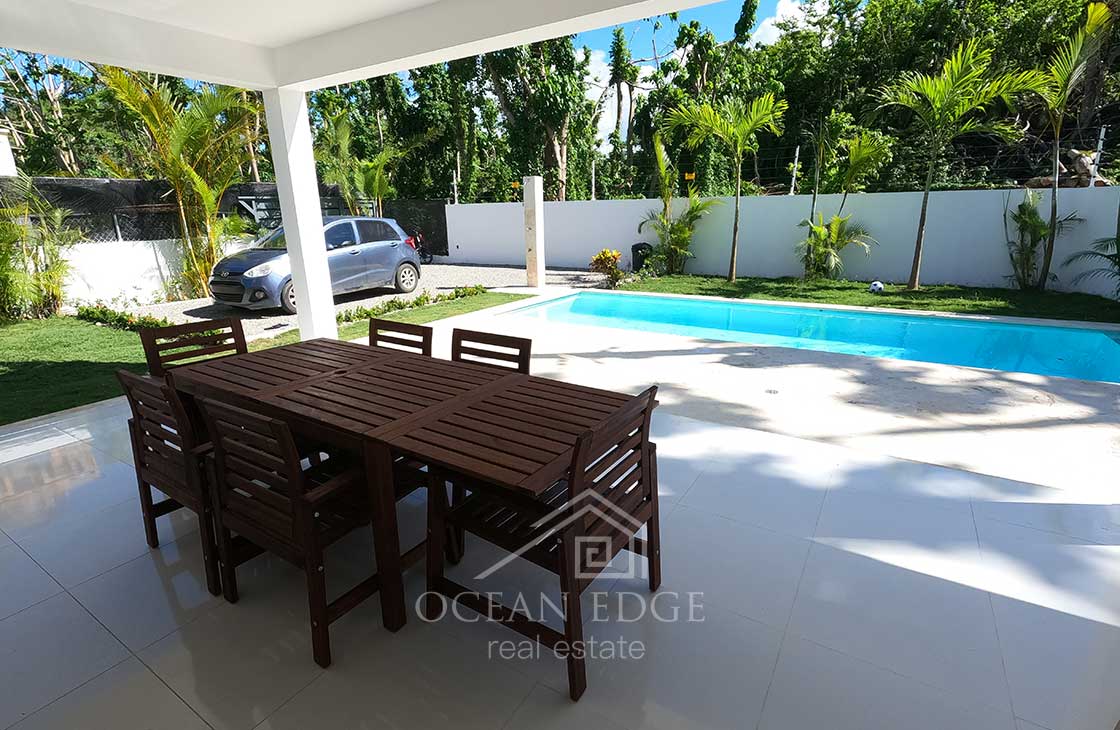 Family-5-bedroom-house-for-sale-near-Bonita-Beach---Las-Terrenas-Real-Estate---Ocean-Edge-Dominican-Republic-(6)