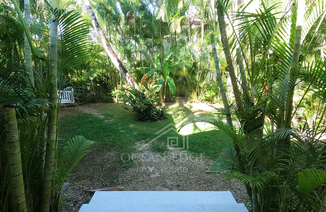 3-bedroom-colonial-style-house-near-the-beach-las-terrenas-ocean-edge-real-estate-1