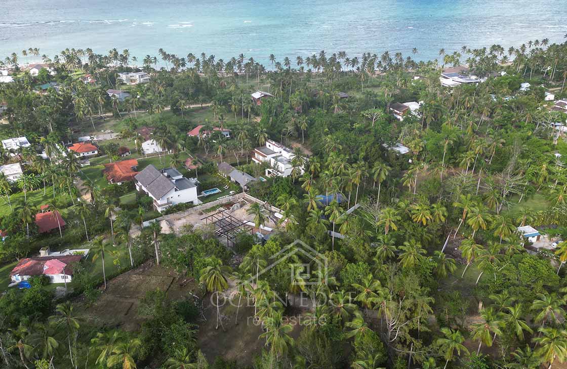 Building-Lots-in-beachfront-community-in-Portillo-Beach-las-terrenas-ocean-edge-real-estate