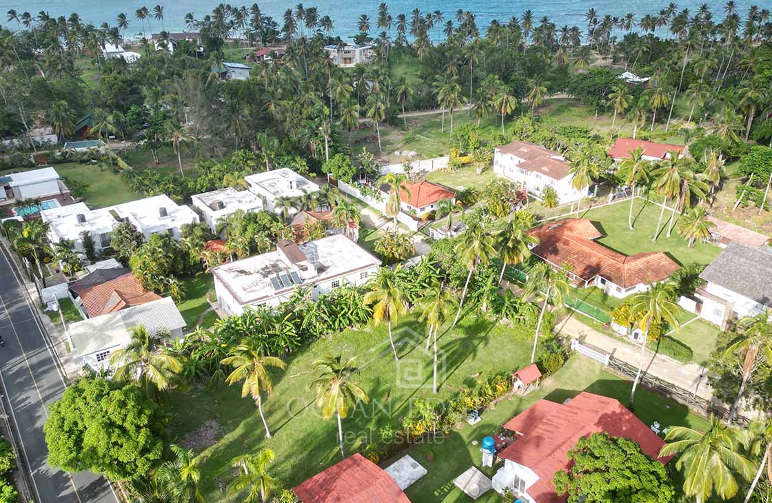 Building-Lots-in-beachfront-community-in-Portillo-Beach-las-terrenas-ocean-edge-real-estate