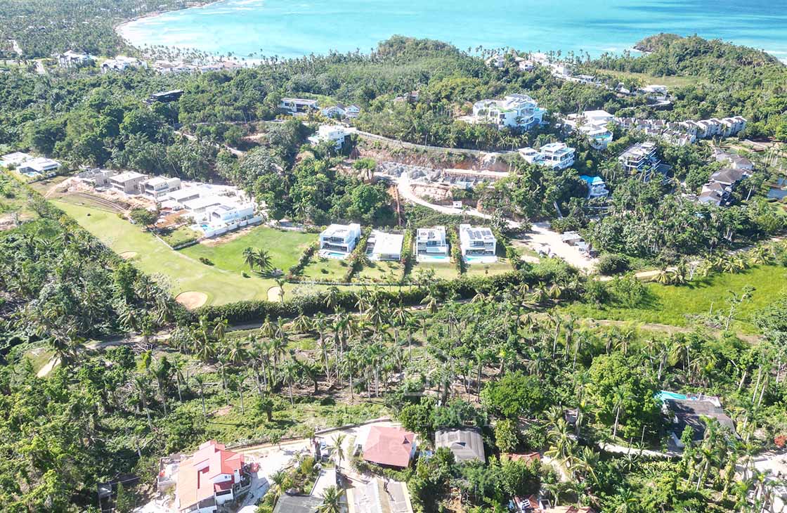 Building lot ideal for luxury villa next to gold course-las-terrenas-ocean-edge-real-estate