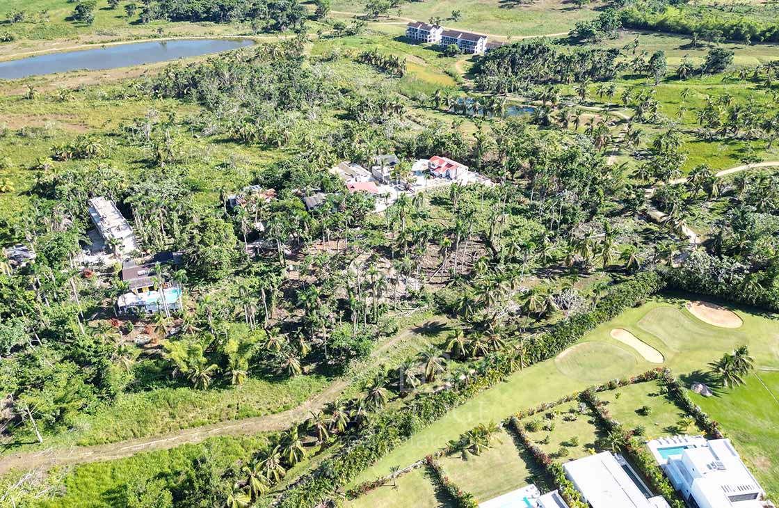 Building lot ideal for luxury villa next to gold course-las-terrenas-ocean-edge-real-estate