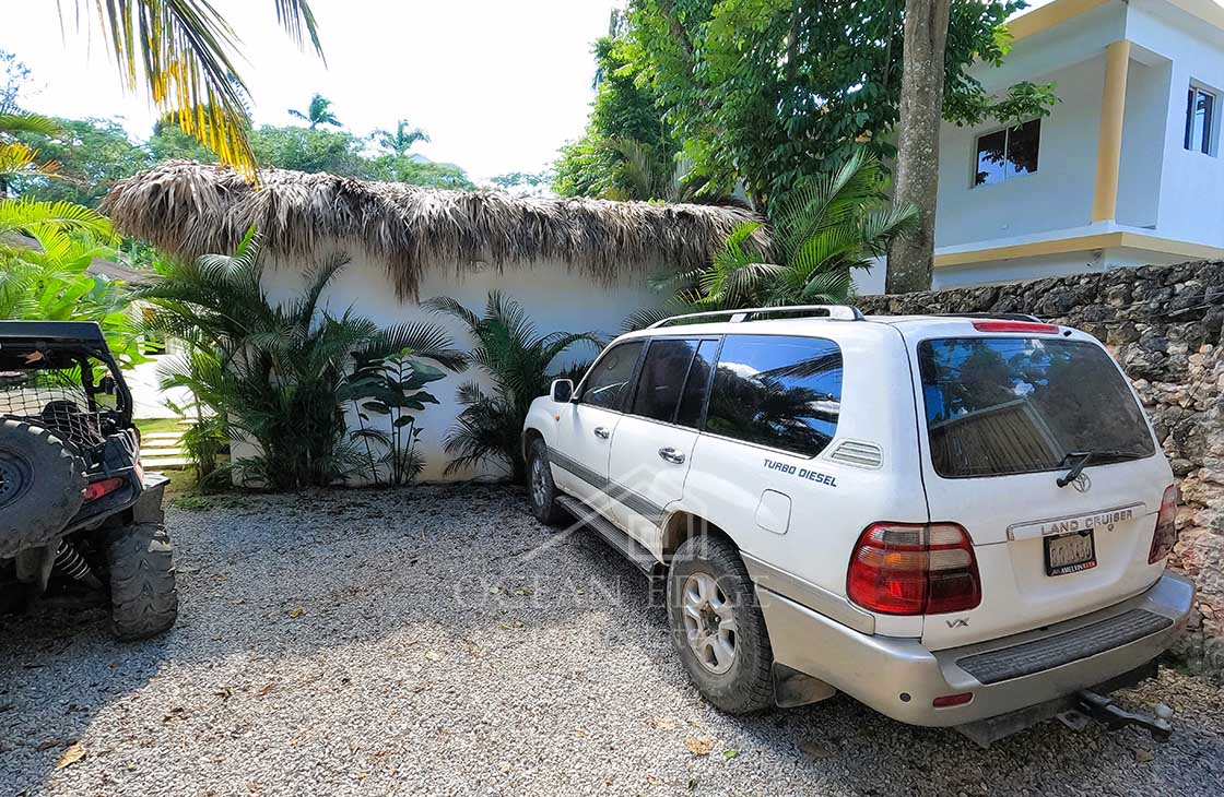 2-Bed-turnkey-villa-with-extra-bungalow-near-Playa-Bonita-las-terrenas-ocean-edge-real-estate