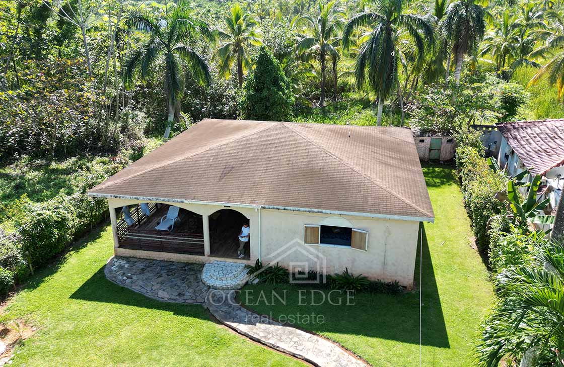 2-Bed-villa-sitting-on-a-large-land-near-the-beach-in-Playa-Coson-las-terrenas-ocean-edge-real-estate-drone