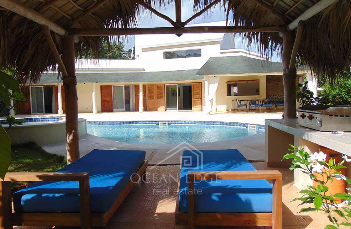 Family caribbean home with large garden & pool-las-terrenas-ocean-edge-real-estate (7)