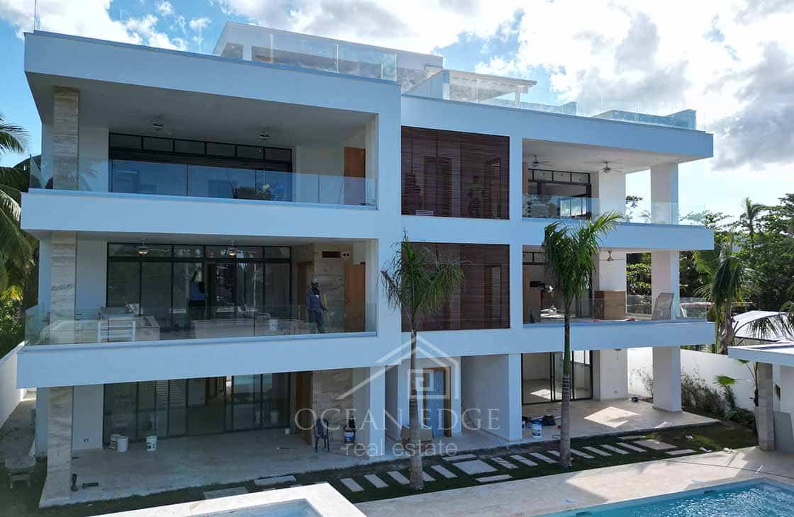 Luxury open design condo in 2nd line of Bonita Beach