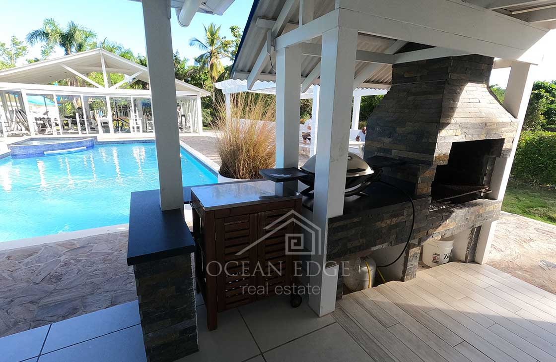 Mesmerizing-Beachfront-Luxury-villa-in-Playa-Las-Ballenas-las-terrenas-ocean-edge-real-estate.JPG
