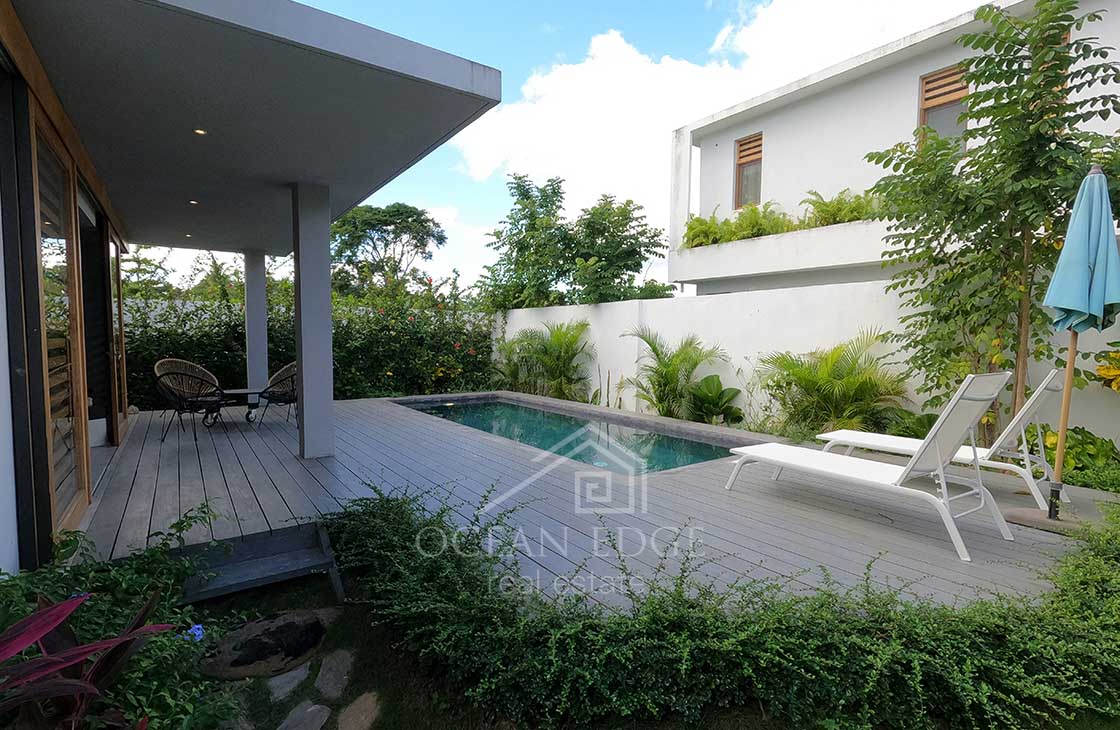 Modern-Eco-friendly-villa-with-private-salt-pool-in-Playa-Las-Ballenas-1