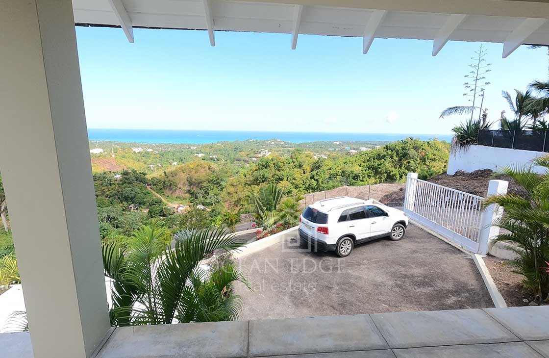 Colonial villa nesting in Hoyo Cacao with amazing view-las-terrenas-ocean-edge-real-estate-