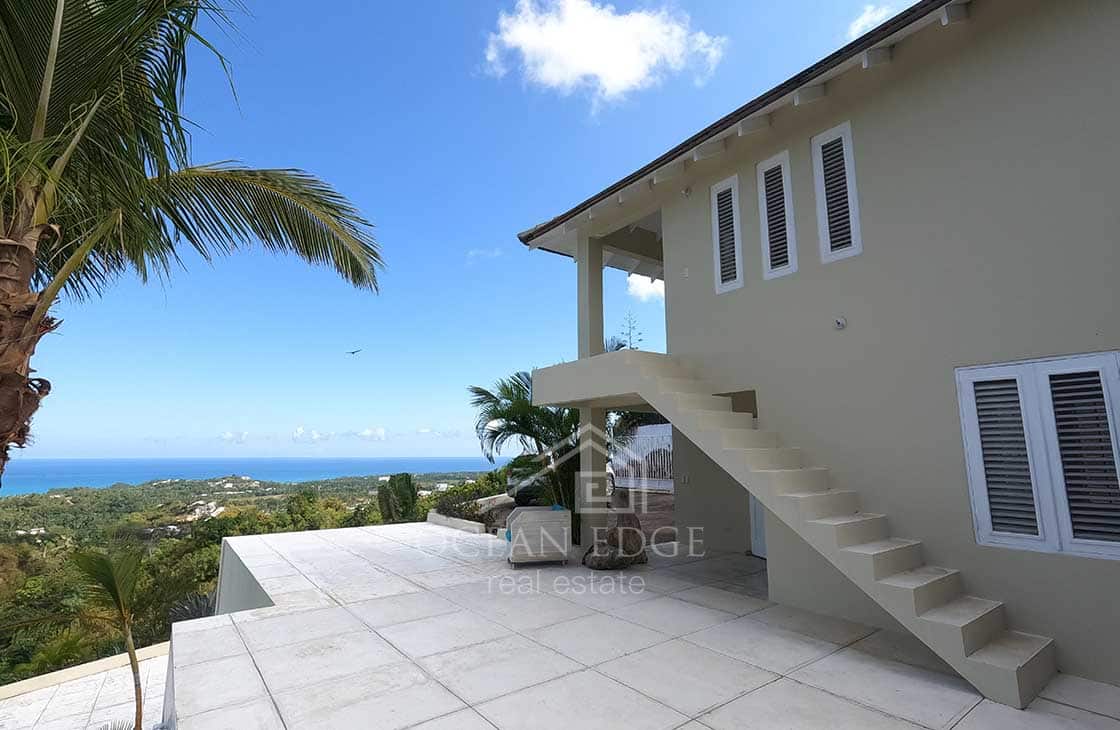 Colonial villa nesting in Hoyo Cacao with amazing view-las-terrenas-ocean-edge-real-estate-