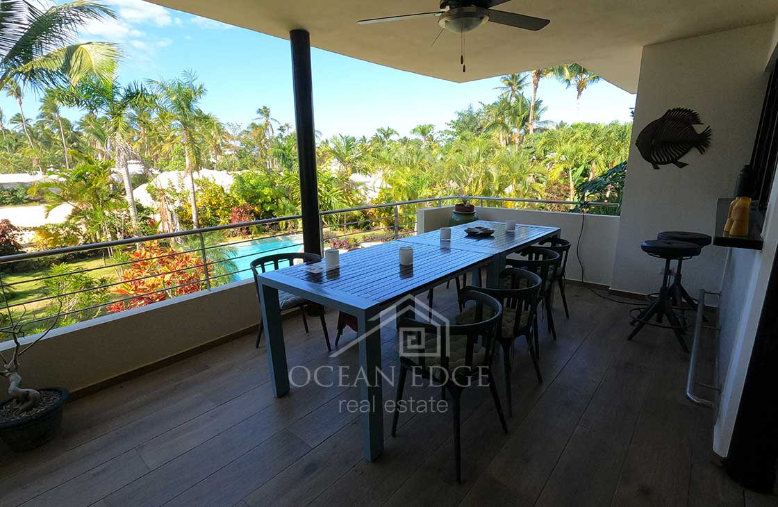 Open-Design-Commodious-2-bed-condo-near-popy-beach-las-teernas-ocean-edge-real-estate