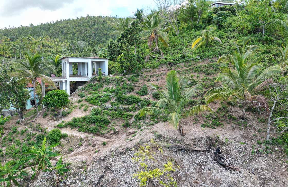 Affordable-ocean-view-land-in-Playa-Coson-las-terrenas-ocean-edge-real-estate