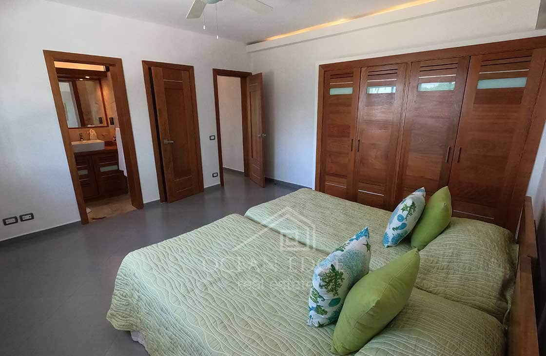 Luxurious Beachfront Condo Elegant Community-las-terrenas-ocean-edge-real-estate (47)