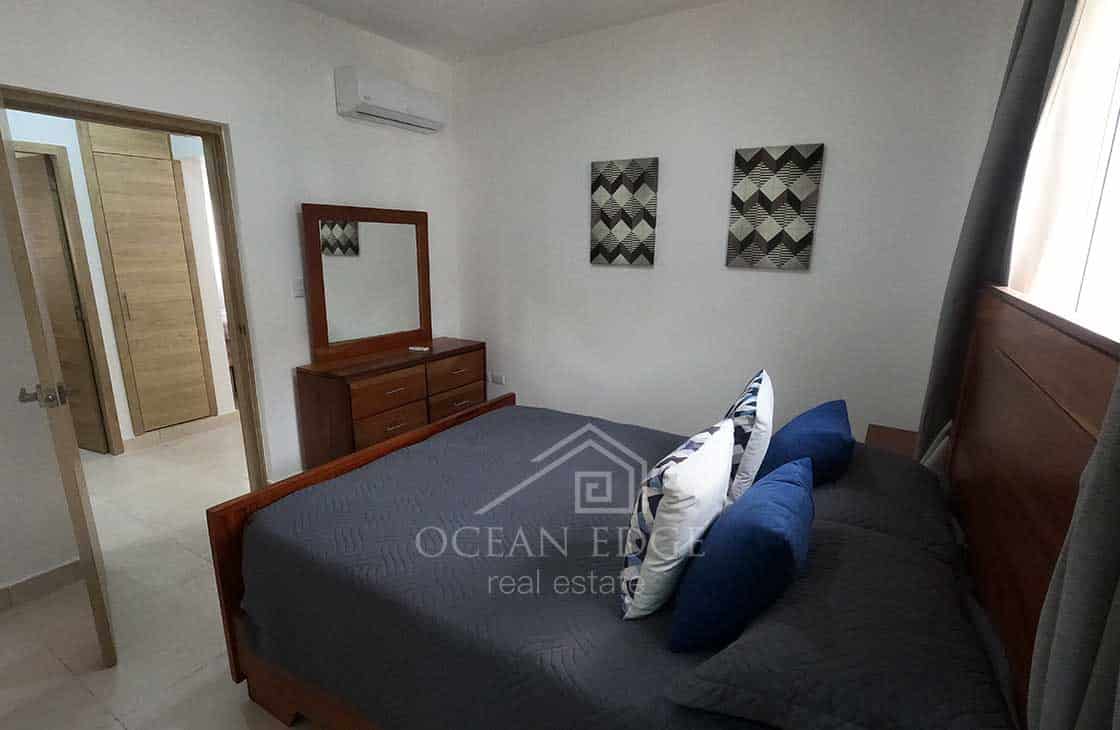 New Built Turnkey Penthouse condo near Popy Beach.JPG