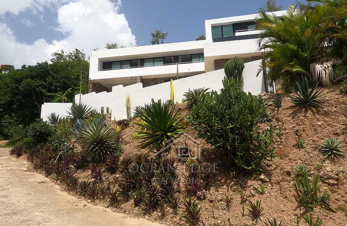 Ultra modern 4-Br house overlooking Popy beach-las-terrenas-ocean-edge-real-estate (1)