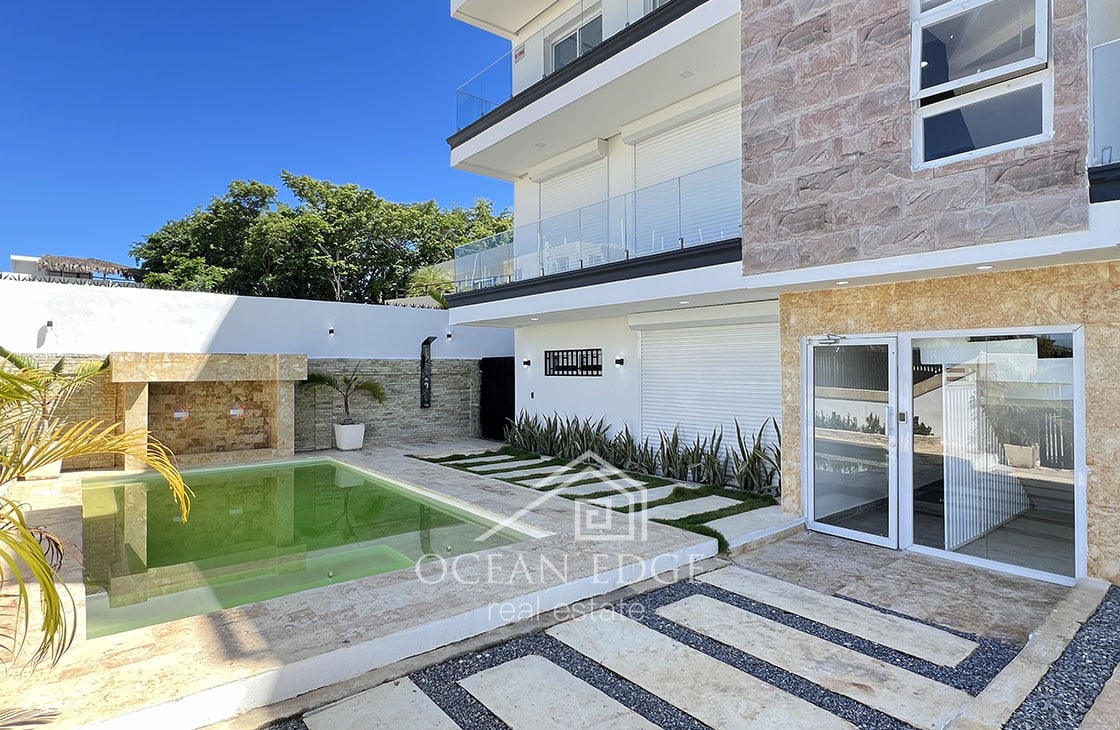 Intimate Residential of 8 condos with pool near Popy Beach-ocean-edge-real-estate-new (5)