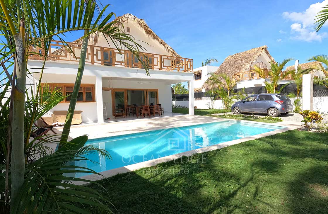 Modern-Caribbean-House-on-presale-near-Bonita-Beach-ocean-edge-real-estate