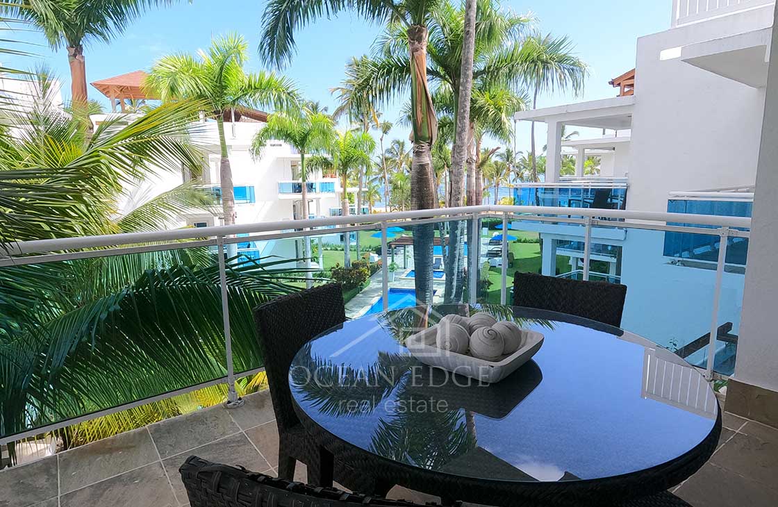 Turnkey Penthouse in Beachfront Community in Las Ballenas-ocean-edge-real-estate