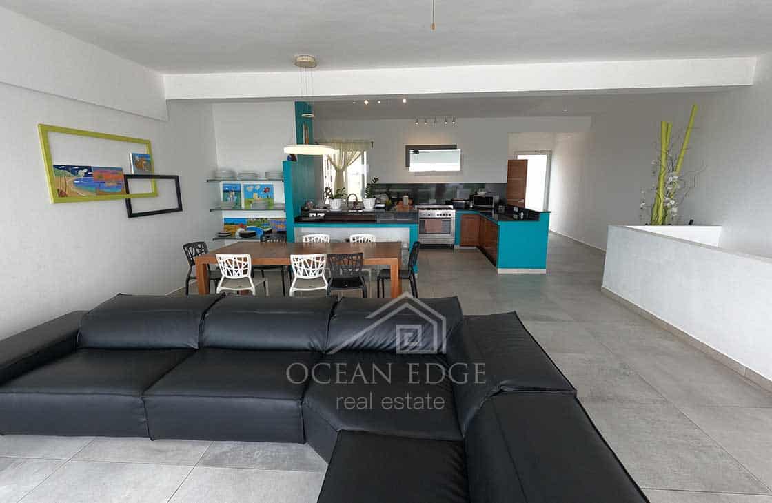 Million Dollar View Duplex Penthouse on Las Ballenas Beach