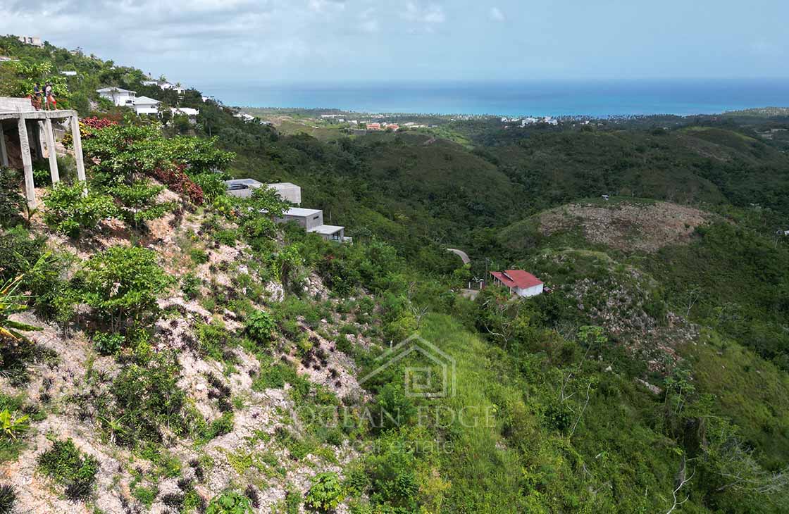 Ideal building lot for ocean view villa in quiet community