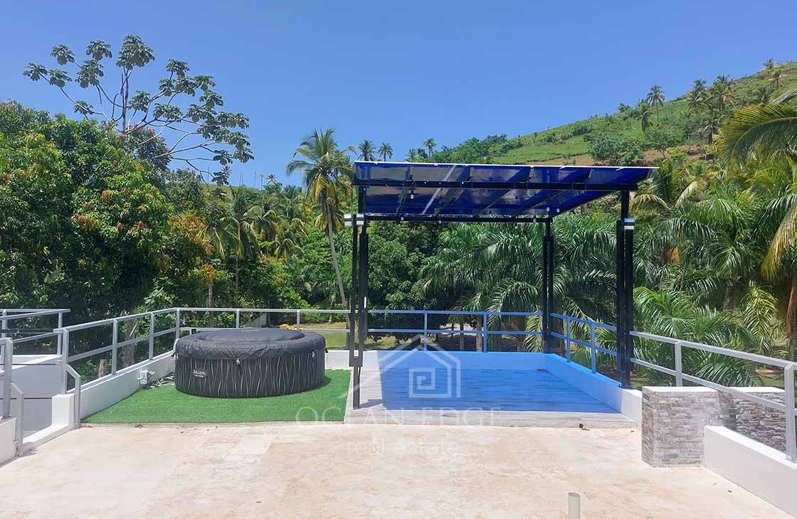 3-bed villa with rooftop and jacuzzi near coson beach-las-terrenas-oceanedge-realstate (2)