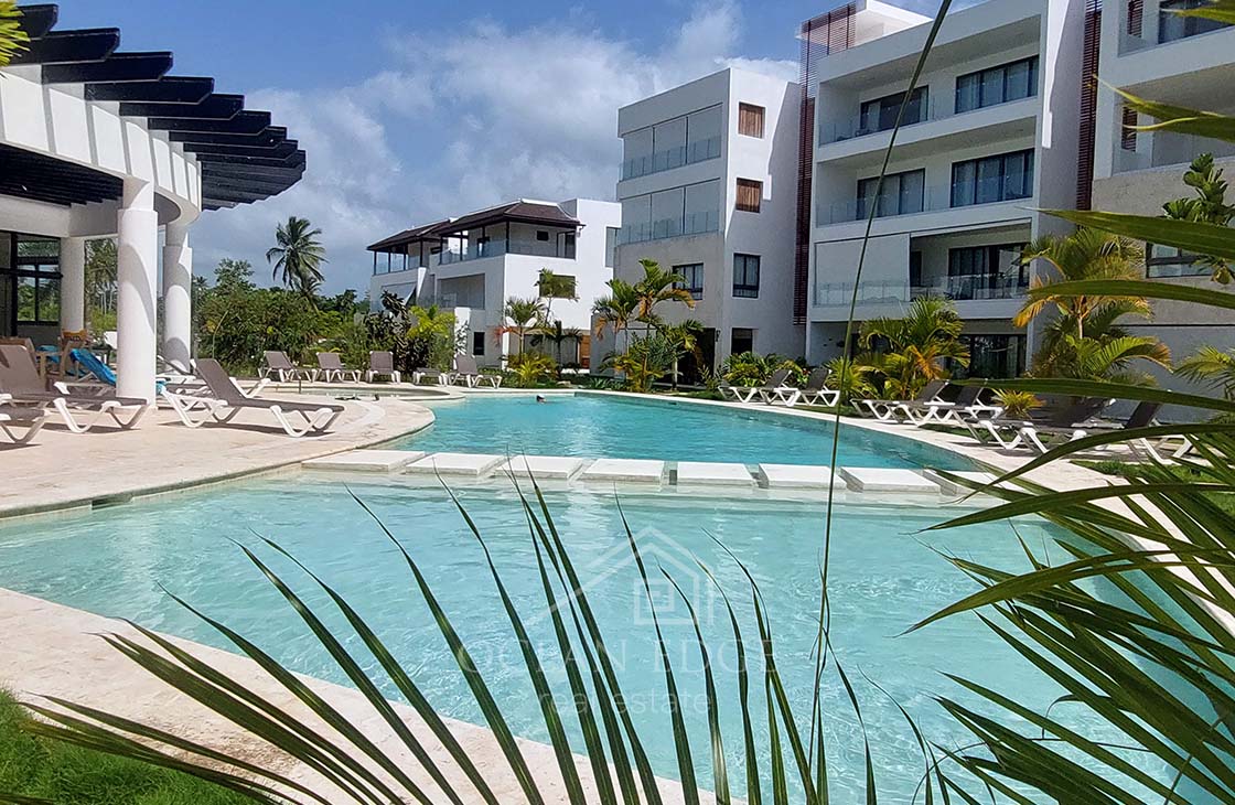 Fancy Ocean-View Penthouse by the Beach in Playa Portillo-las-terrenas-ocean-edge-real-estate (37)