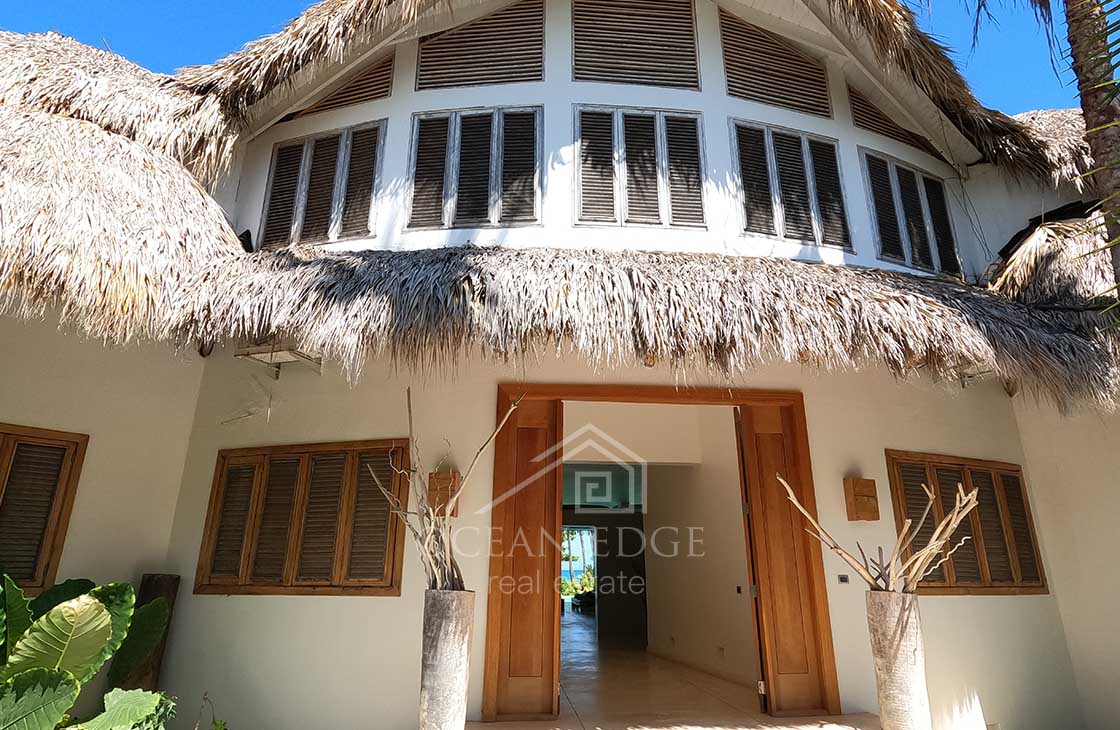 Villa del mar the authentic beachfront immersion at Playa Coson-las-terrenas-ocean-edge-real-estate (1)