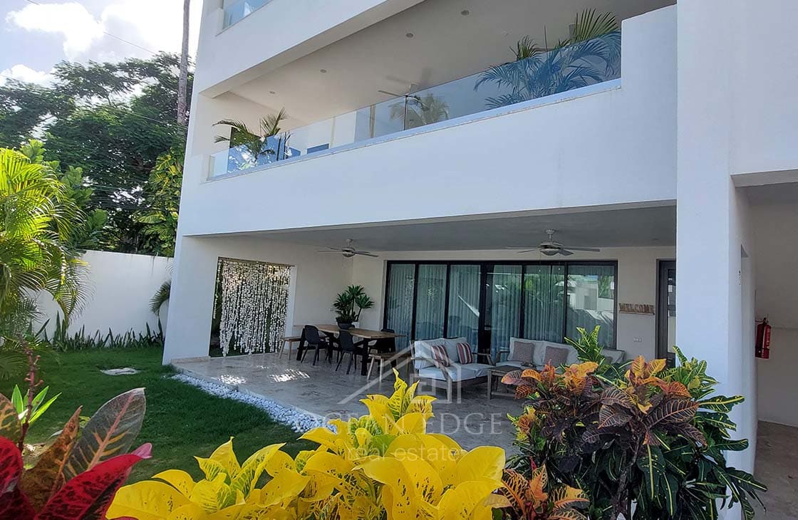 Beachside 2-BR Modern Condo with community pool-las-terrenas-ocean-edge-real-estate (29)