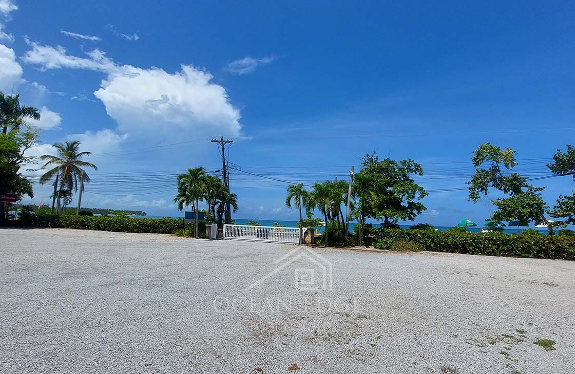 Turnkey 1-bed apartment in beachfront community-las-terrenas-ocean-edge-real-estate (27)