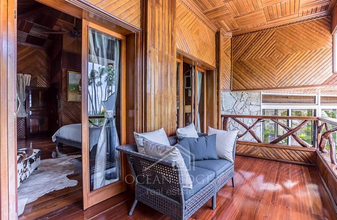 Luxury Redefined in Bonita's Beachfront Gem-las-terrenas-ocean-edge-real-estate (25)
