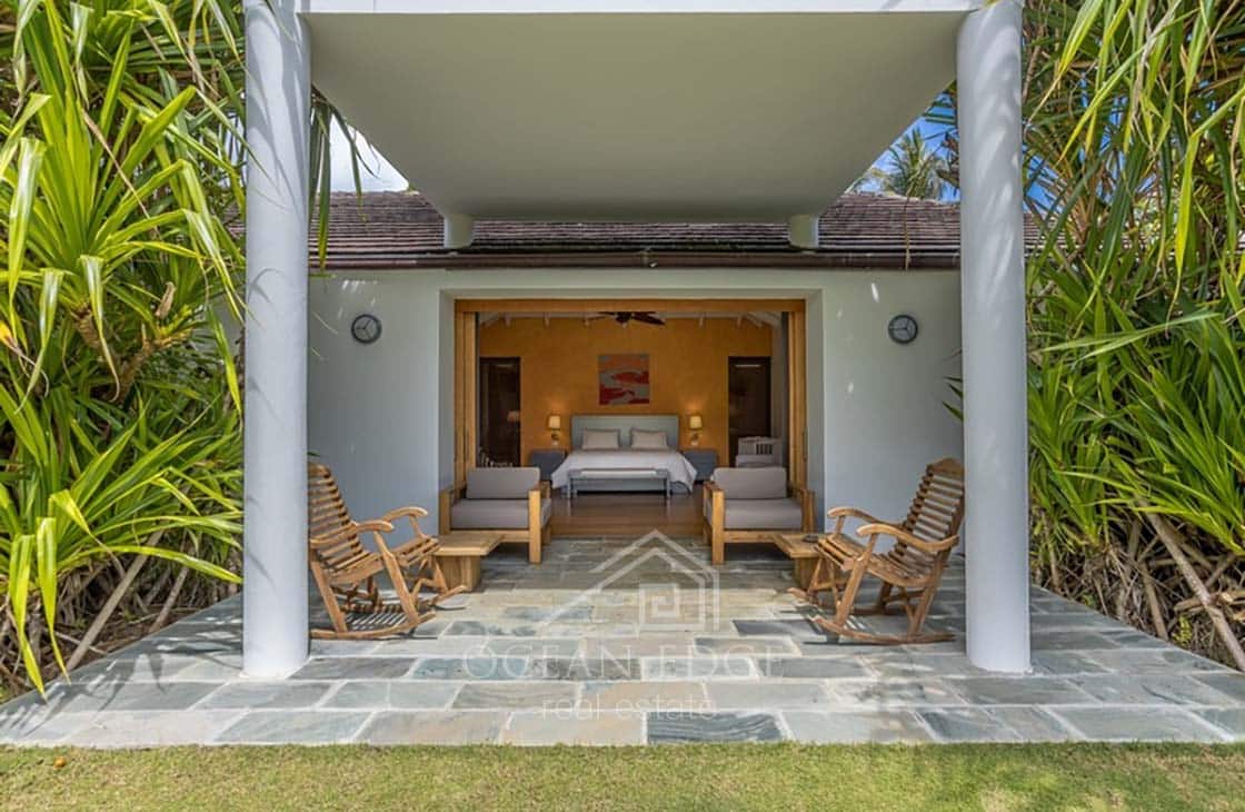 Luxury Redefined in Bonita's Beachfront Gem-las-terrenas-ocean-edge-real-estate (32)
