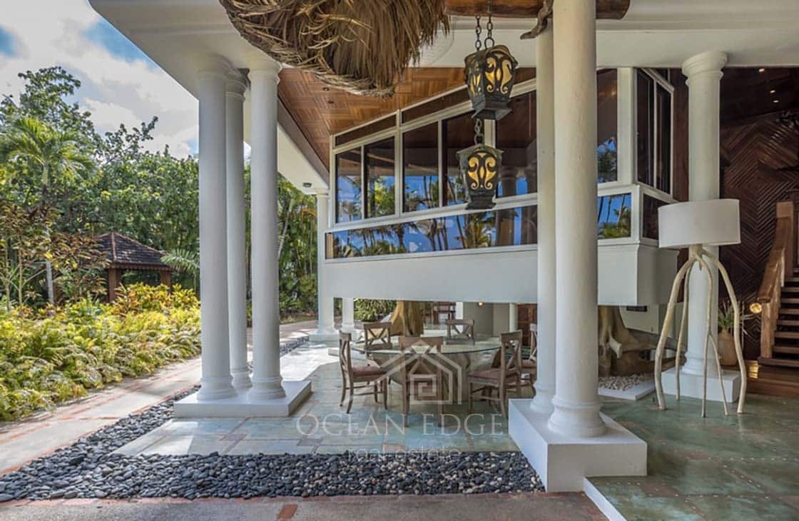 Luxury Redefined in Bonita's Beachfront Gem-las-terrenas-ocean-edge-real-estate (34)