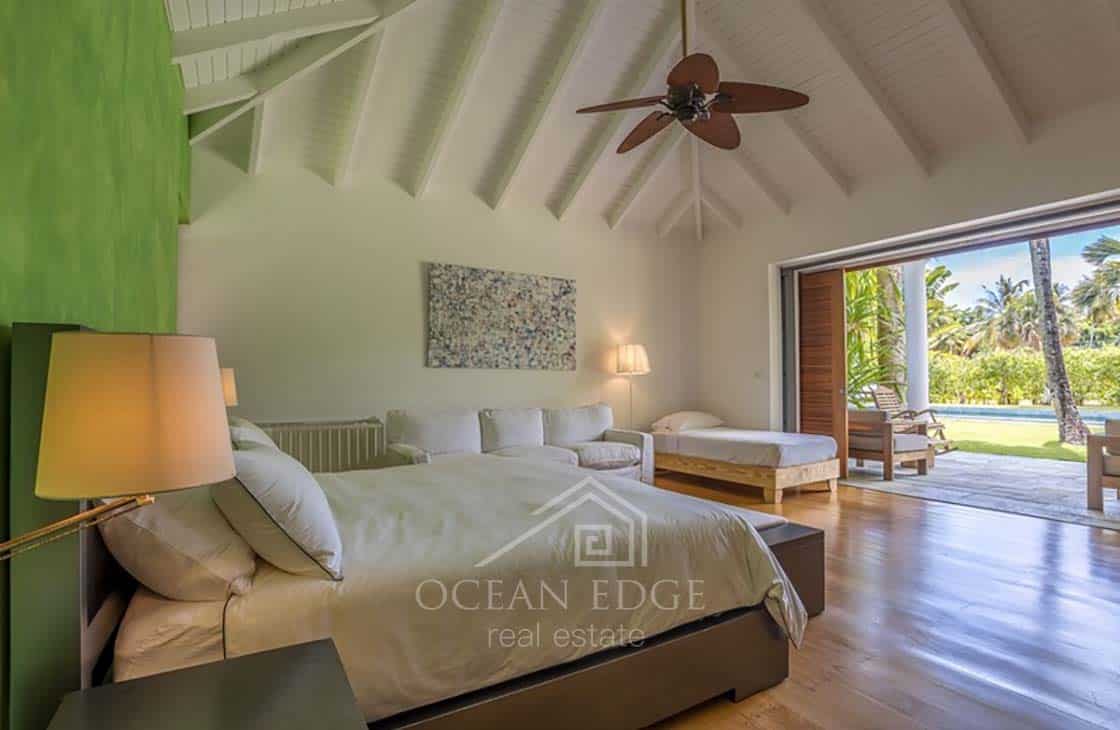 Luxury Redefined in Bonita's Beachfront Gem-las-terrenas-ocean-edge-real-estate (47)