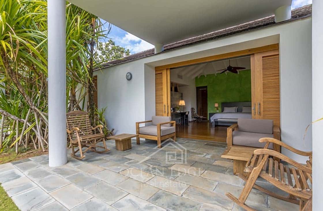 Luxury Redefined in Bonita's Beachfront Gem-las-terrenas-ocean-edge-real-estate (48)