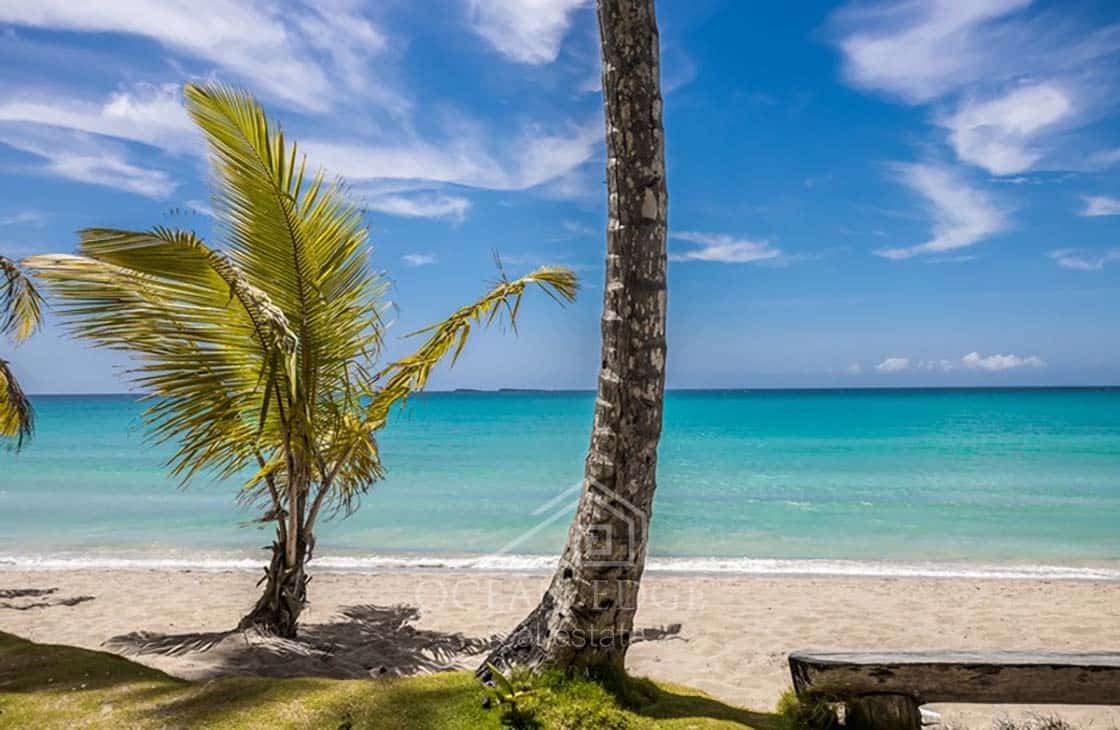 Luxury Redefined in Bonita's Beachfront Gem-las-terrenas-ocean-edge-real-estate (53)