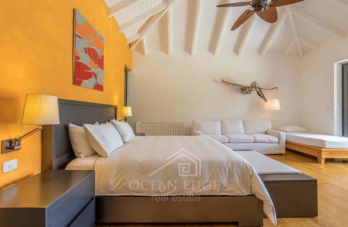 Luxury Redefined in Bonita's Beachfront Gem-las-terrenas-ocean-edge-real-estate (55)