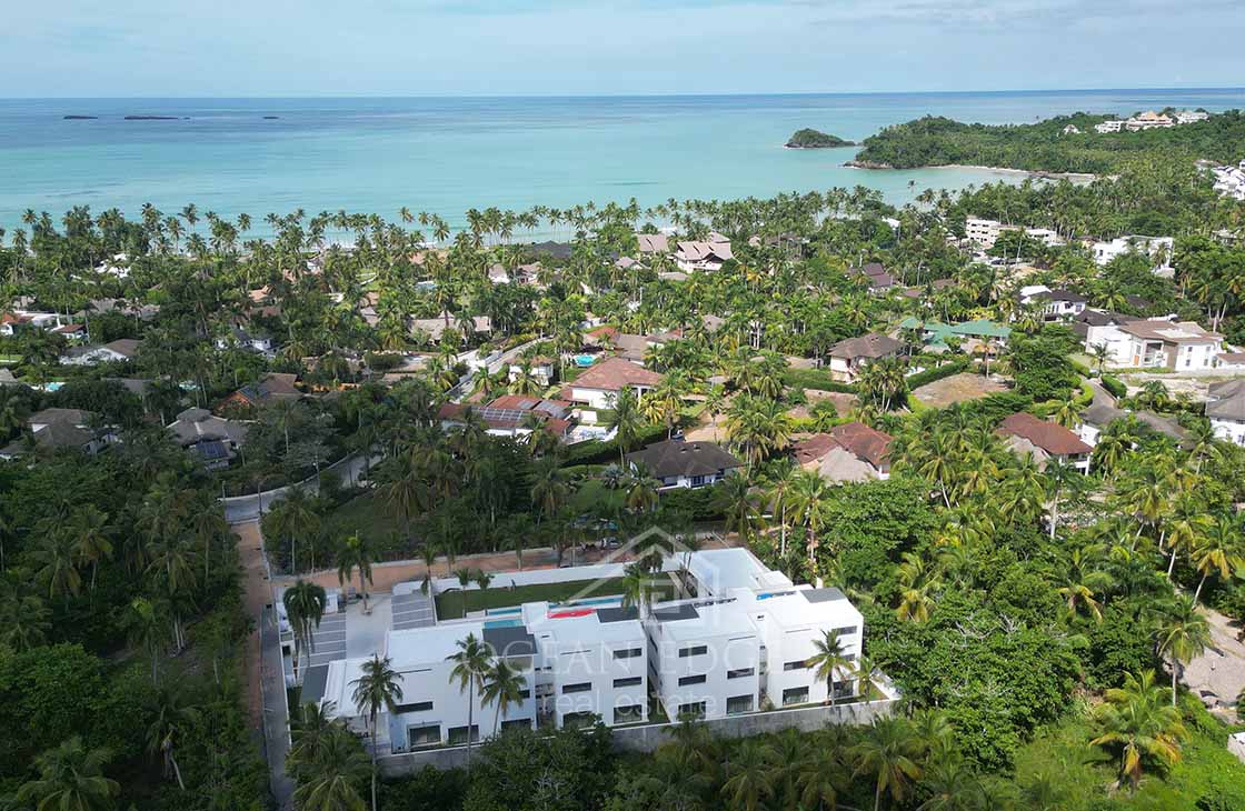 Second-line-building-lot-in-Playa-Bonita-las-terrenas-ocean-edge-realestate