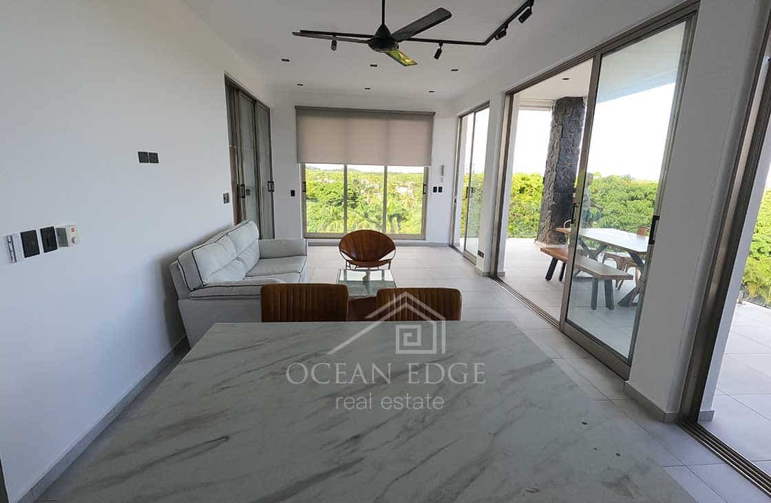 New build and furnished 2-bed ocean view condo