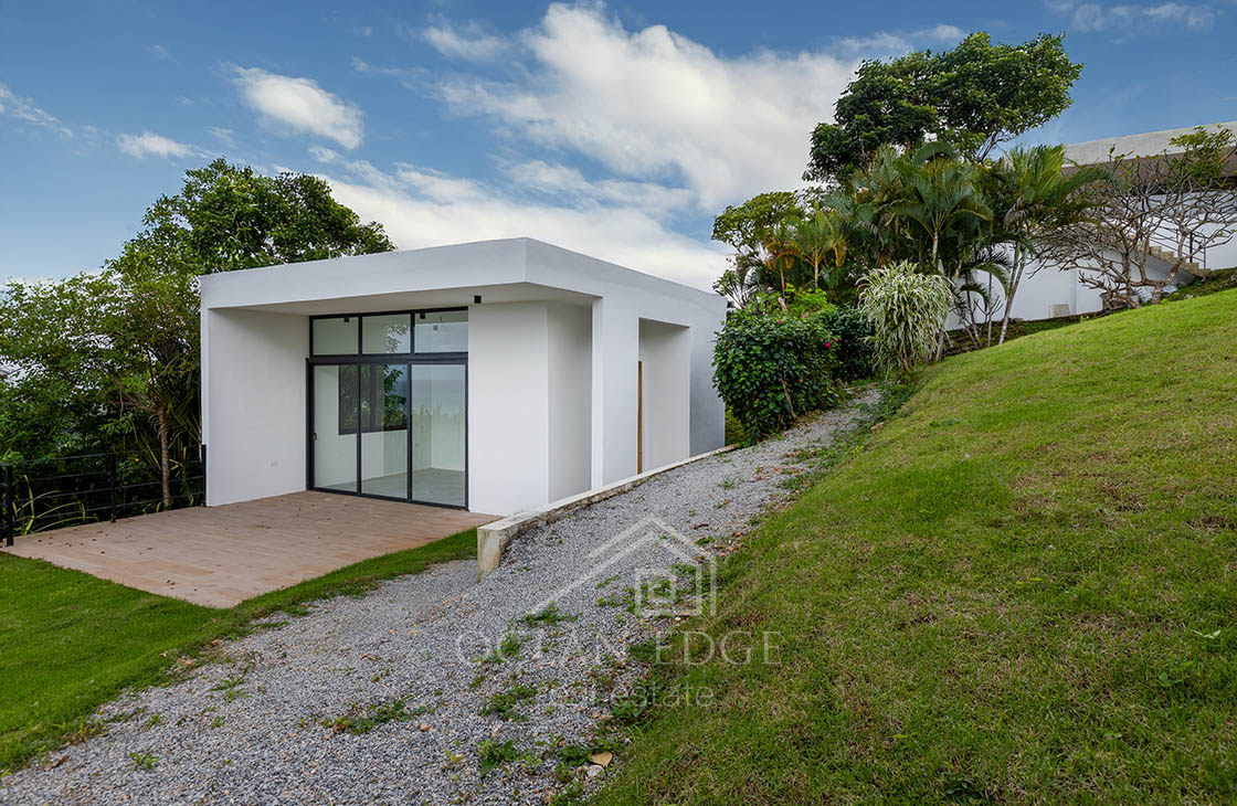 Hilltop Estate with unparalleled 360° views over Las Terrenas-ocean-edge-real-estate-1 (44)